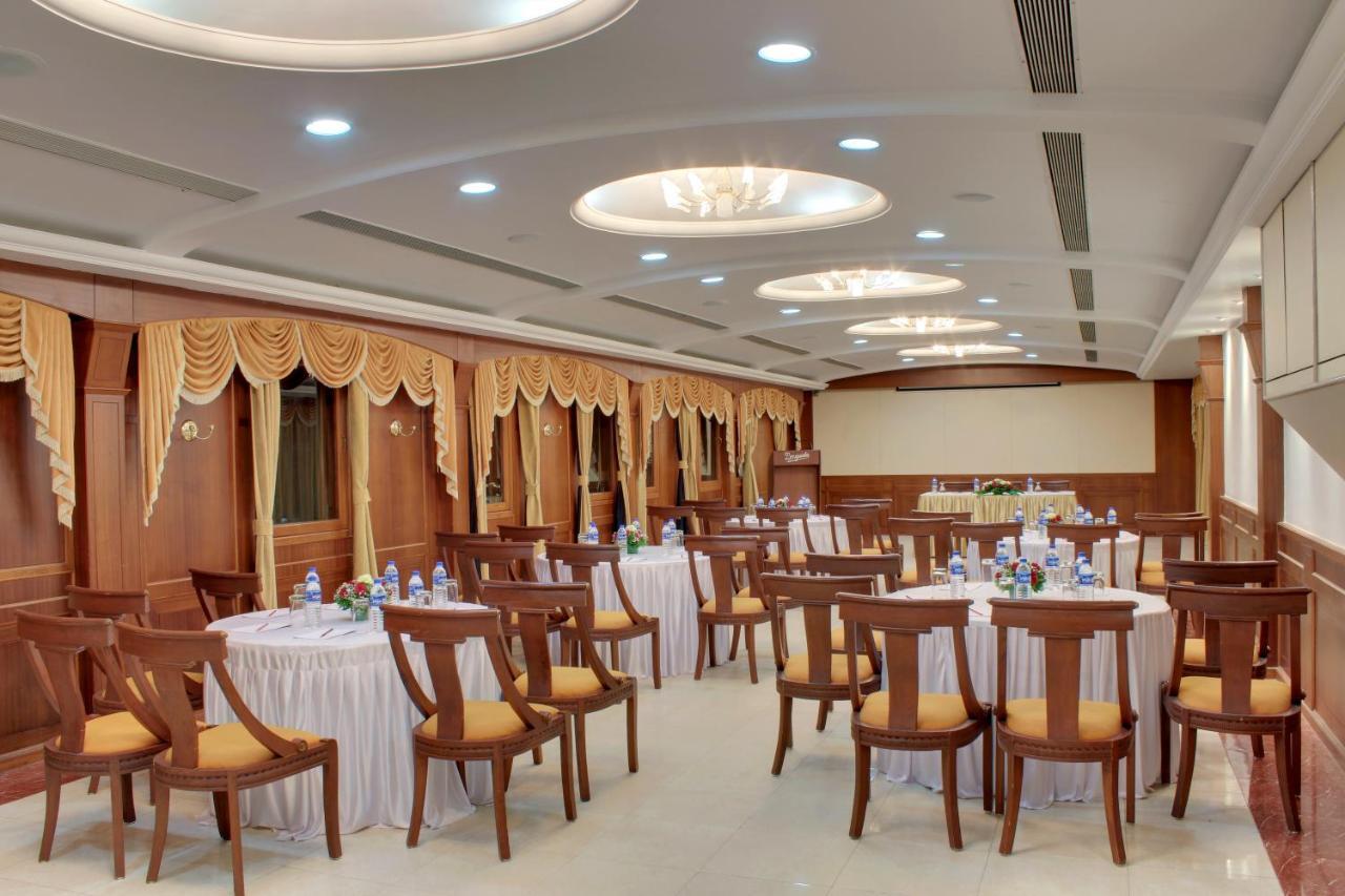 Longuinhos Beach Resort Colva Exterior photo